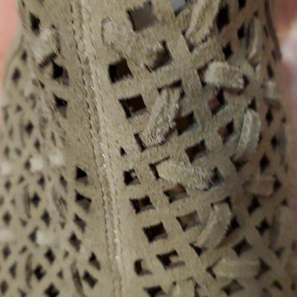 Franco Sarto Hatlet3 Tan Leather Sandal - Picture 9 of 10